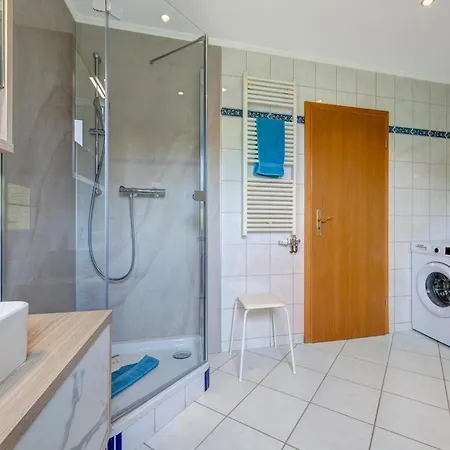 Appartement Renate 2 *